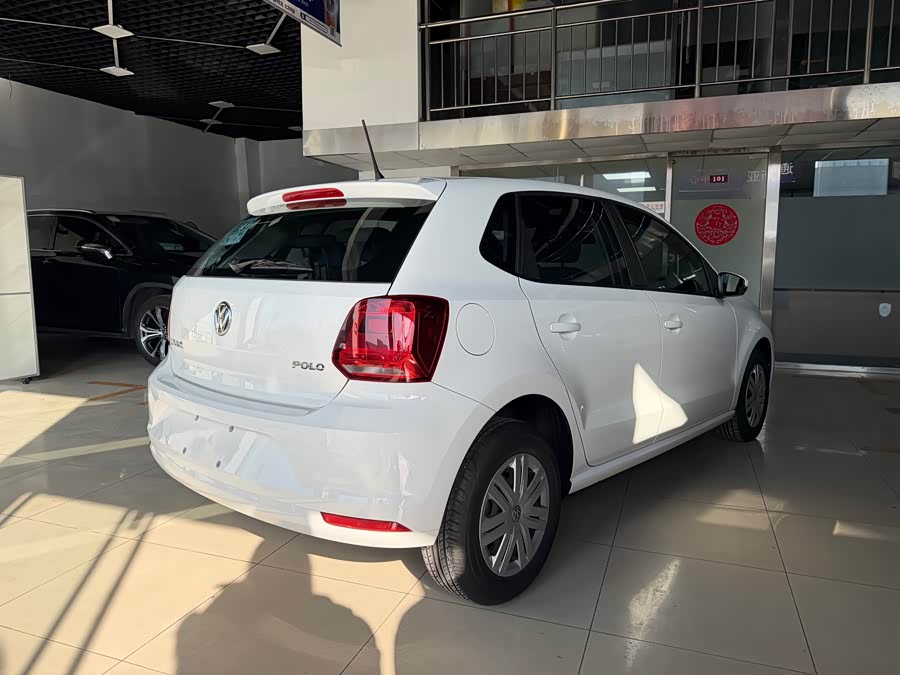 Volkswagen Polo 2016 immagine di auto #11