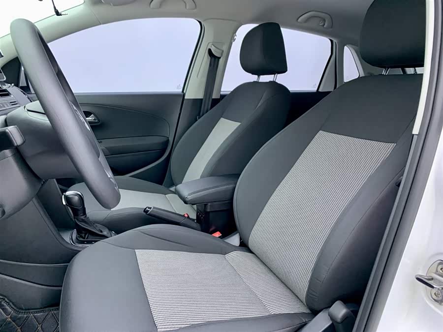 Volkswagen Polo 2019 immagine di auto #11