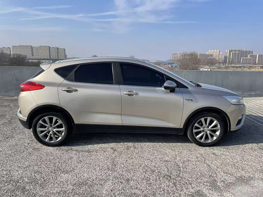 GEELY Emgrand GS 2017 car image #11