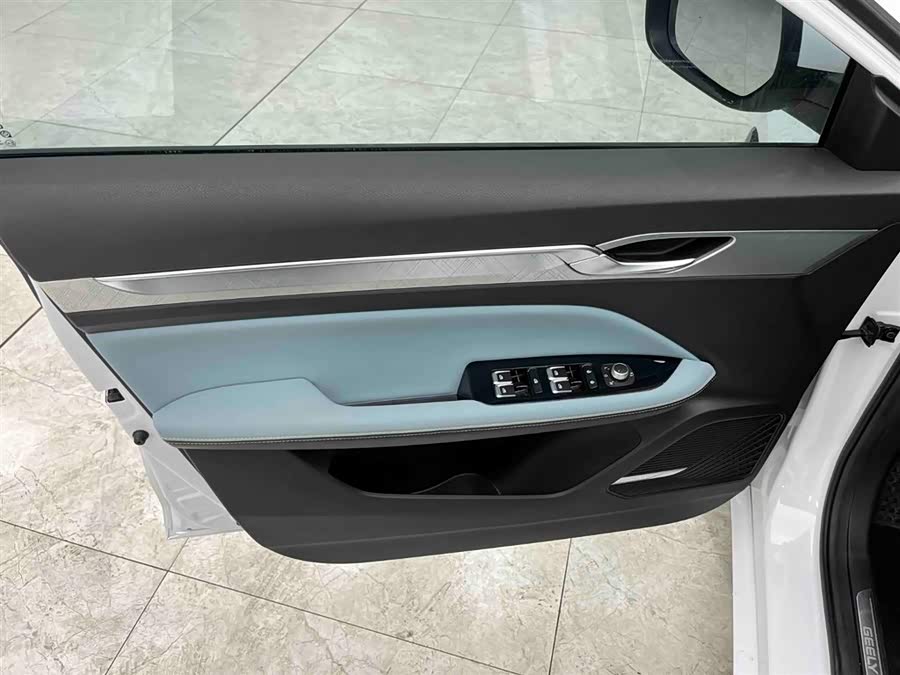 GEELY Emgrand L 2022 صورة سيارة #11