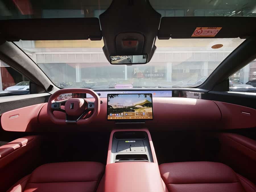 Avatr 12 2026 car image #11