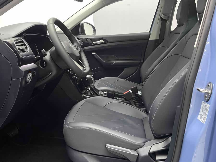 Volkswagen Tiguan L 2022 #11 Volkswagen Tiguan L 2022 car image #11