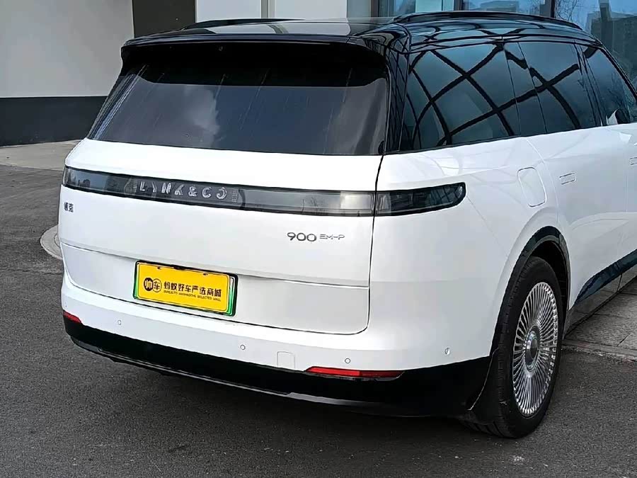 Lynk & Co 900 2025 immagine di auto #11