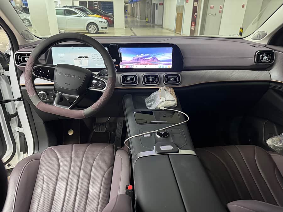 Chery Tiggo9 C-DM 2025 immagine di auto #11