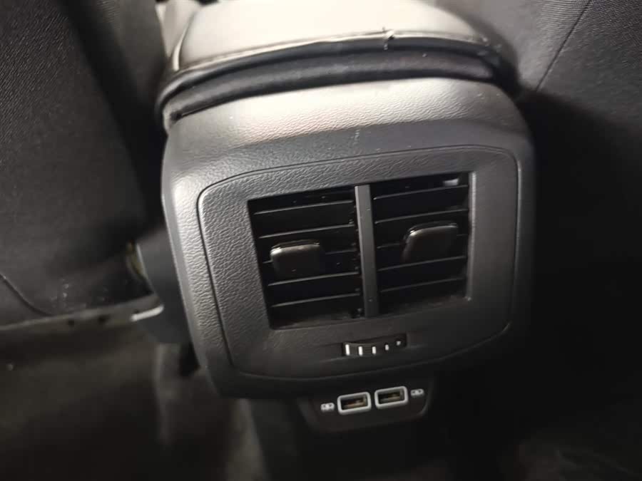 Volkswagen Tacqua 2021 car image #11