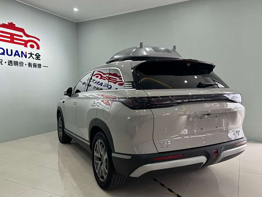 BYD Sea Lion 07 DM-i 2025 car image #11