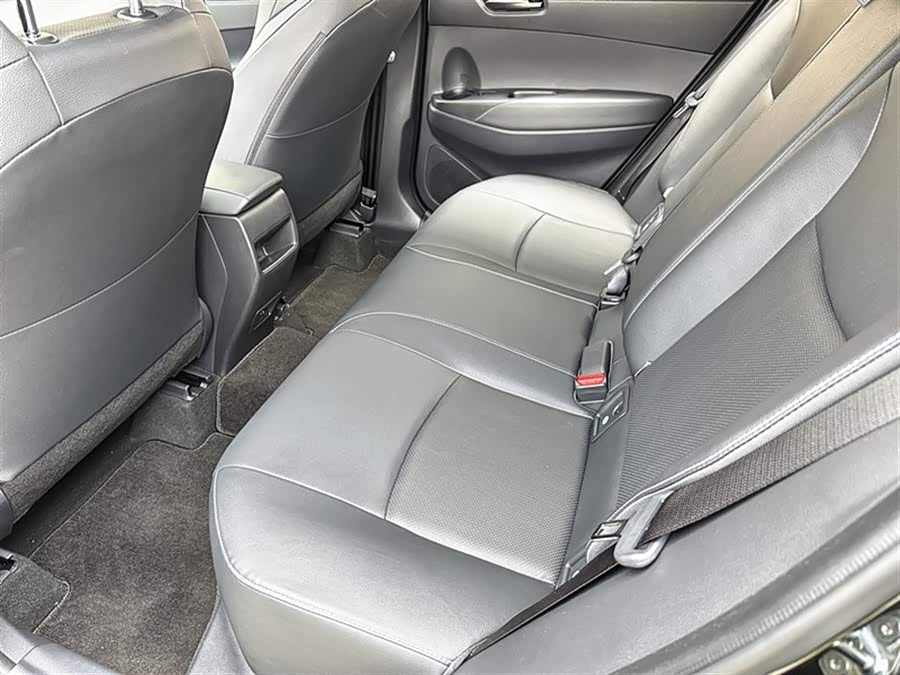 Toyota Frontlander 2025 car image #11