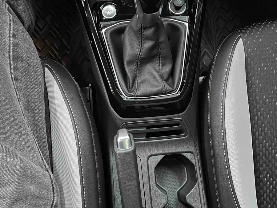 Volkswagen Tacqua 2022 car image #11