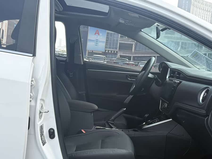 Toyota Corolla Hybird E+ 2022 car image #11