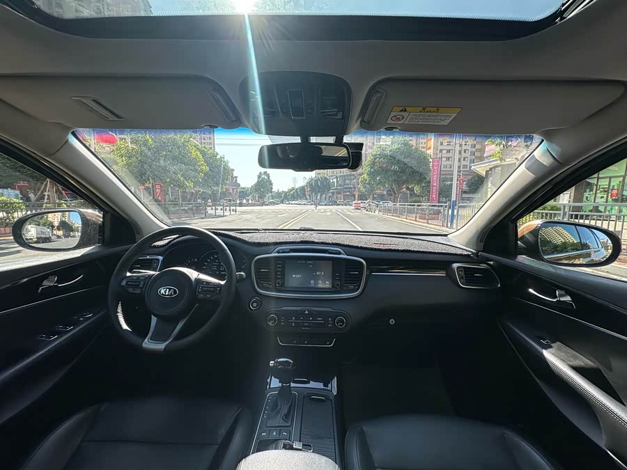 Kia Sorento 2015 car image #11