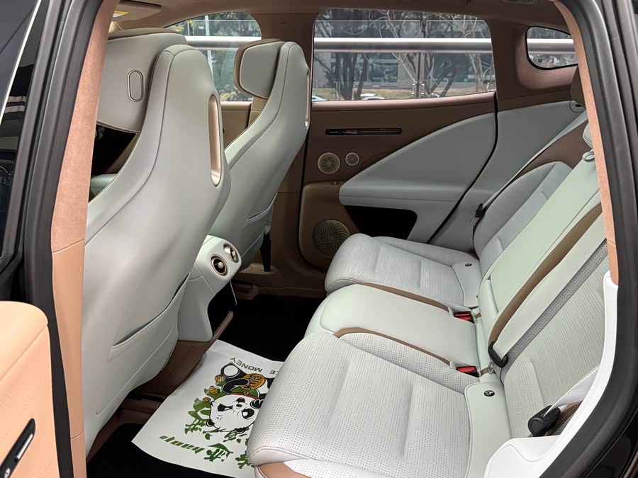 Avatr 07 2025 image de voiture #11