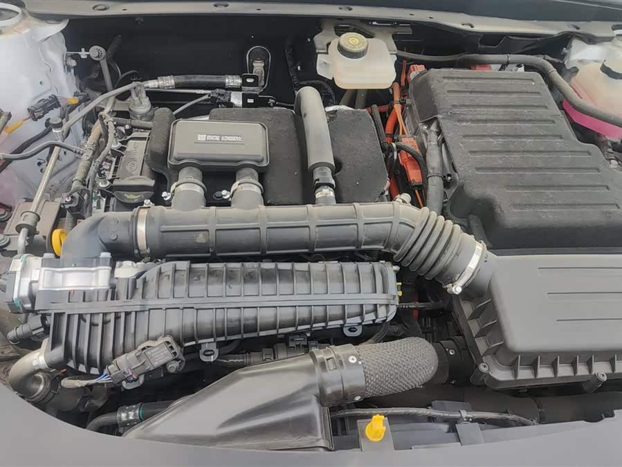 BYD Seal 05 DM-i 2025 immagine di auto #11