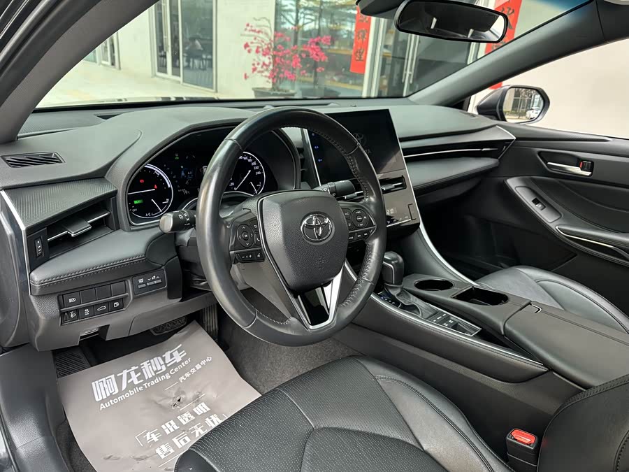 Toyota Avalon 2022 car image #11