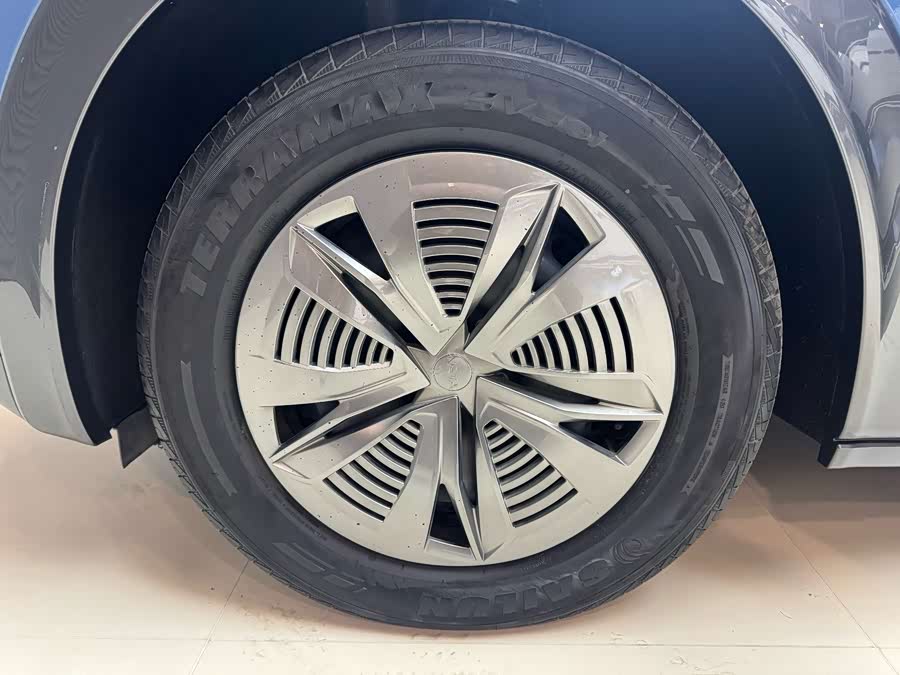 哪吒汽车 哪吒U 2024 汽车图片 #11