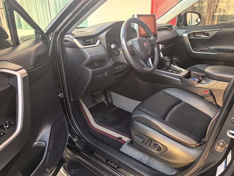 Toyota RAV4 Hybird E+ 2021 car image #11