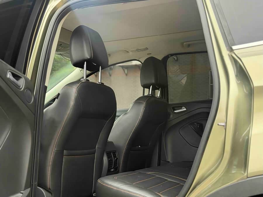 Ford Kuga 2017 car image #11