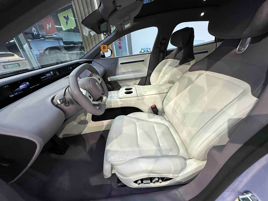 Avatr 06 2025 imagem de carro #11