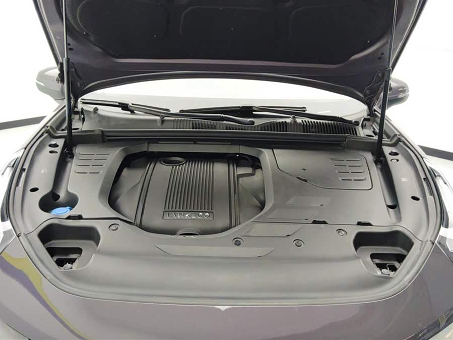 Lynk & Co 02 2020 car image #11
