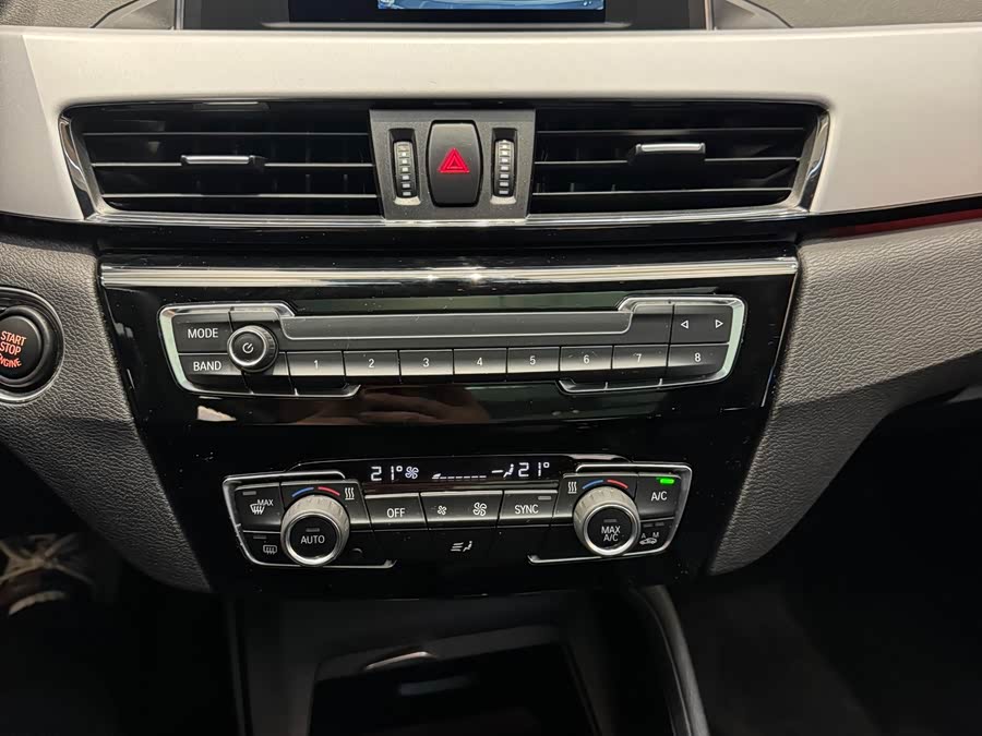 BMW X1 2019 #11 BMW X1 2019 immagine di auto #11