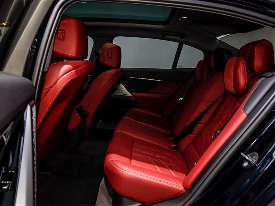 BMW 5 Series 2025 car image #11