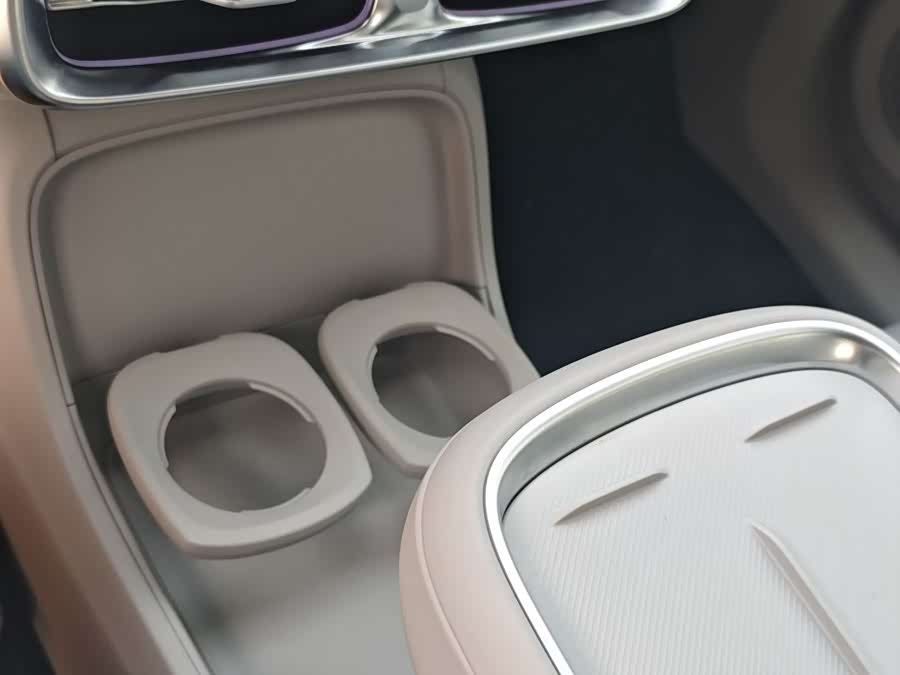 零跑汽车 零跑B10 2025 汽车图片 #11