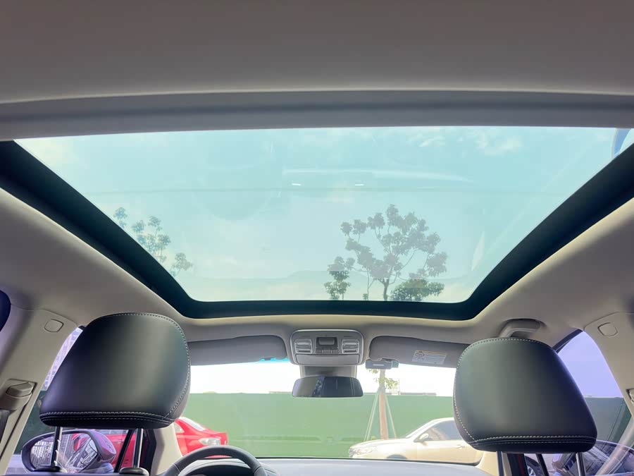 GEELY Emgrand GS 2018 car image #11