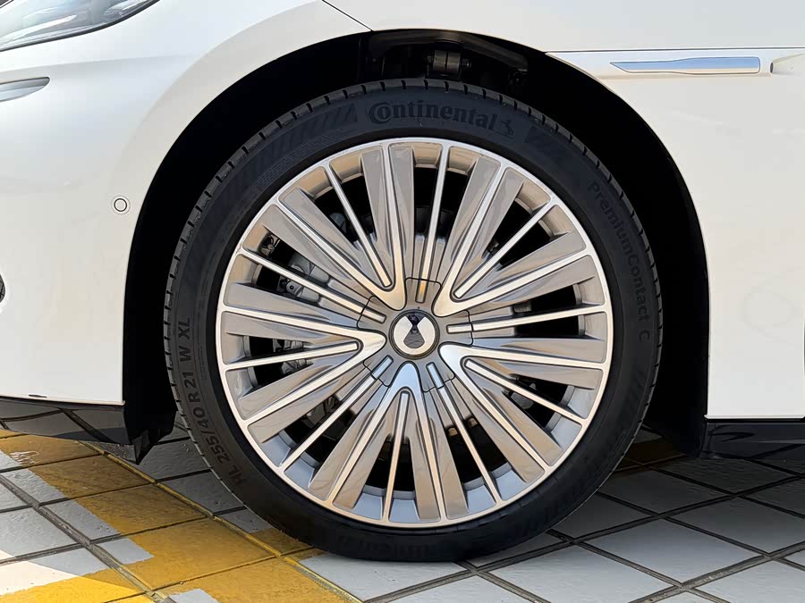 Denza Z9 2024 image de voiture #11