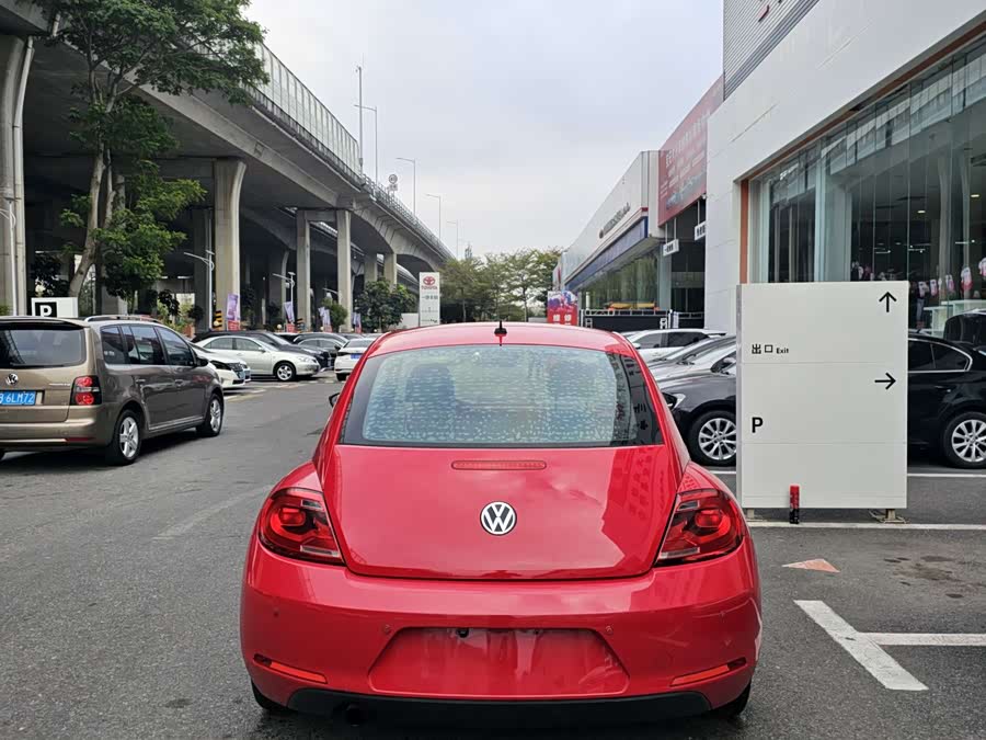 Volkswagen Beetle 2013 immagine di auto #11