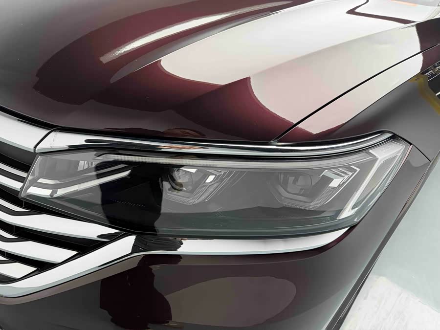 Volkswagen Viloran 2020 car image #11