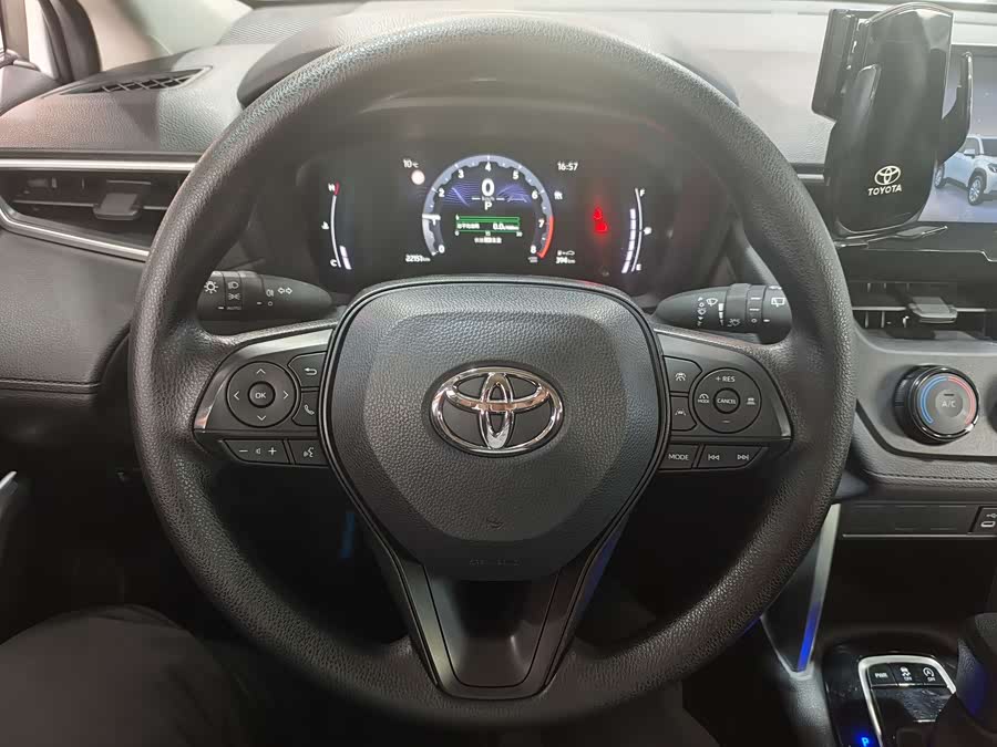 Toyota Corolla Cross 2023 #11 Toyota Corolla Cross 2023 car image #11