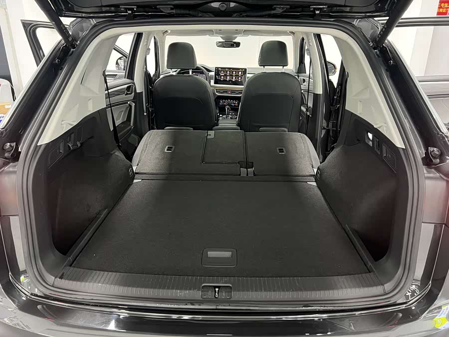 Volkswagen Tayron 2022 car image #11