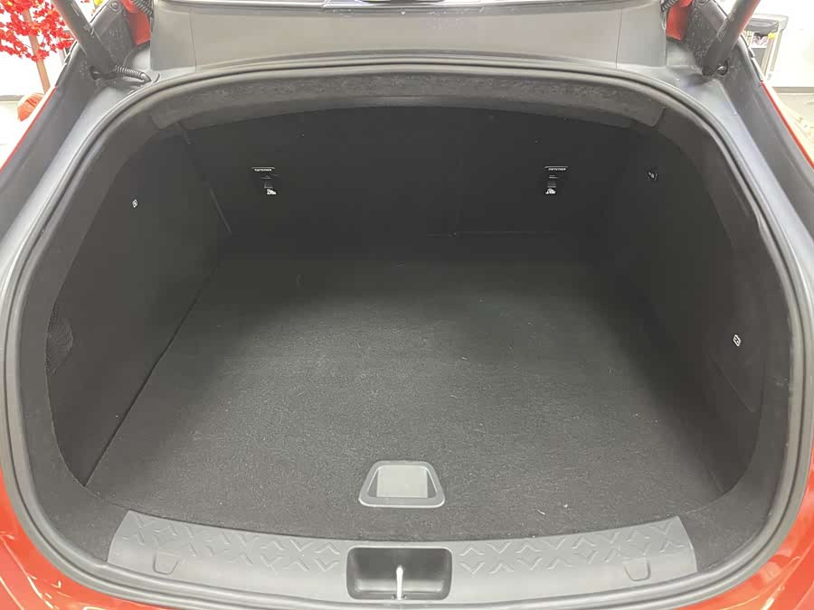 Avatr 06 2025 car image #11