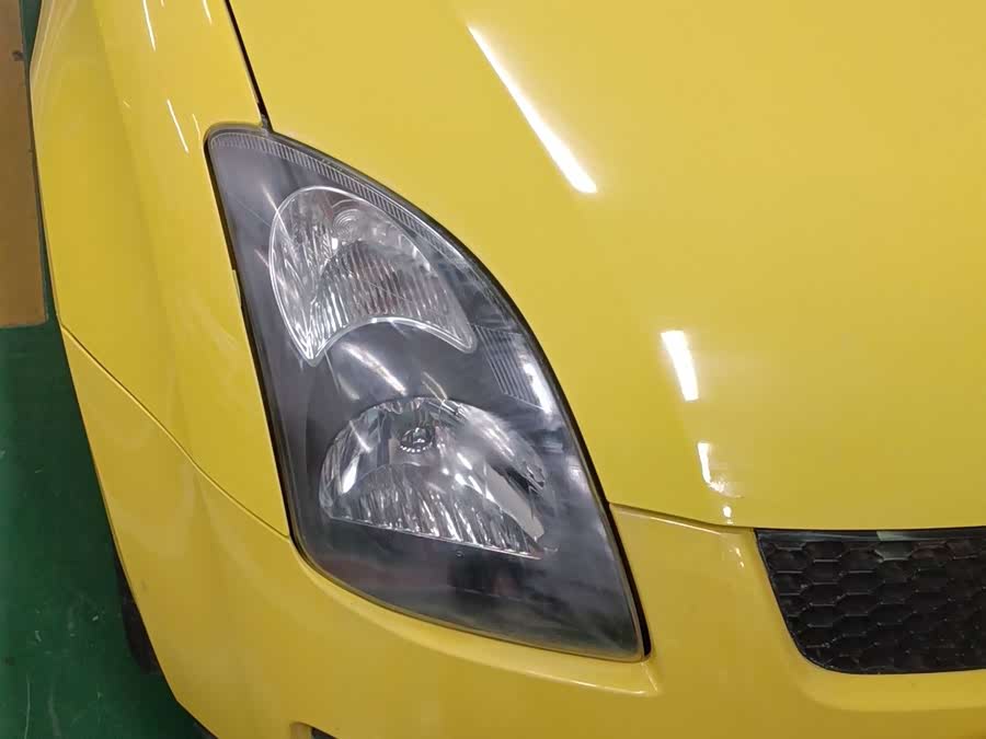Suzuki Swift 2012 #11 Suzuki Swift 2012 car image #11