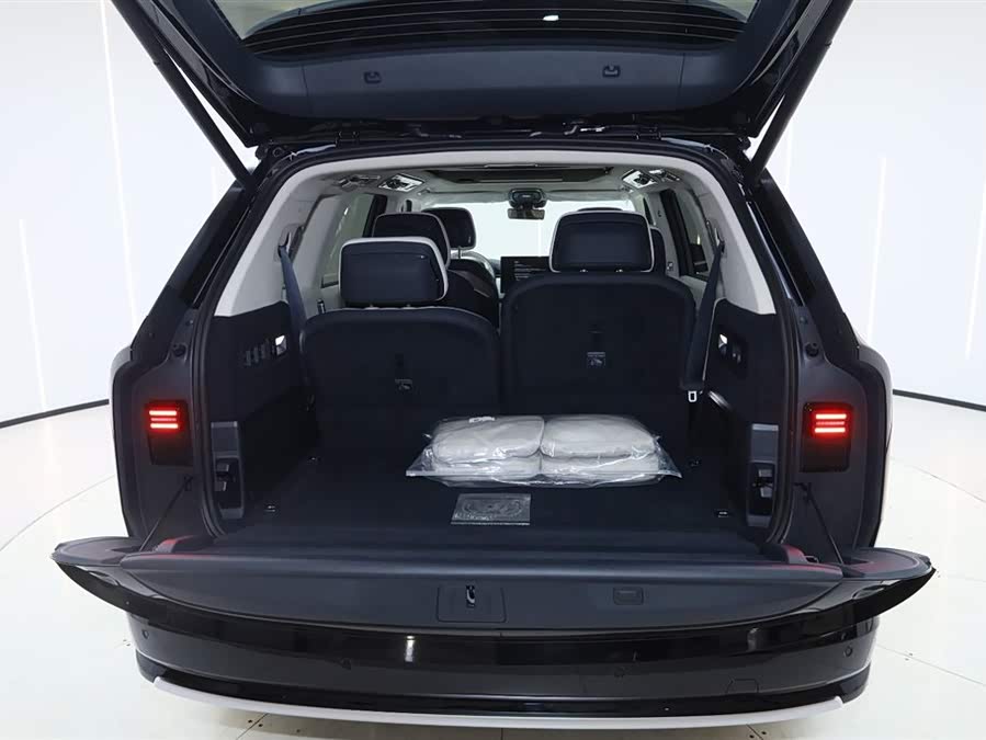 极氪 极氪9X 2026 汽车图片 #11