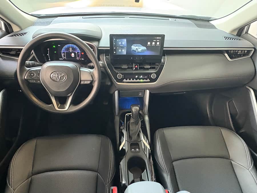 Toyota Frontlander 2025 car image #11