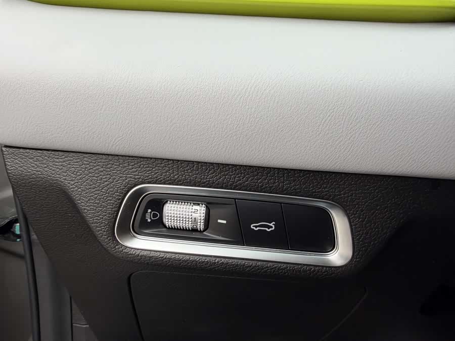 GEELY Coolray 2022 car image #11