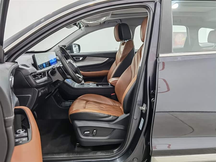 Chery Tiggo 8 Plus 2021 immagine di auto #11