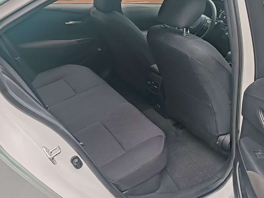 Toyota Corolla 2023 car image #11
