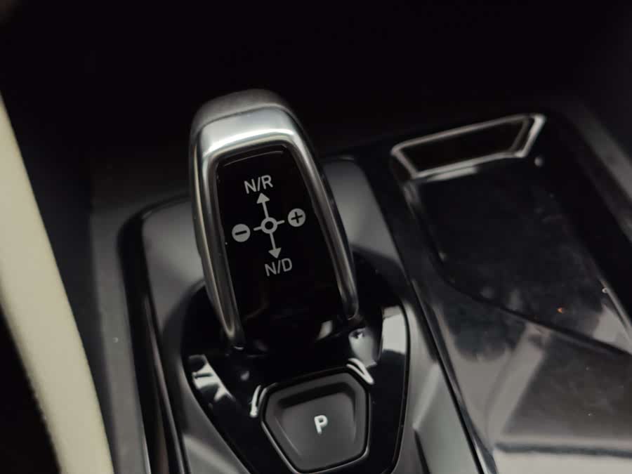 Lynk & Co 02 2019 car image #11