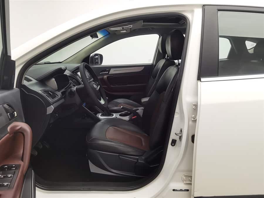 JAC 2015 imagem de carro #11