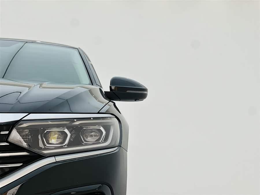 Volkswagen Passat 2023 صورة سيارة #11