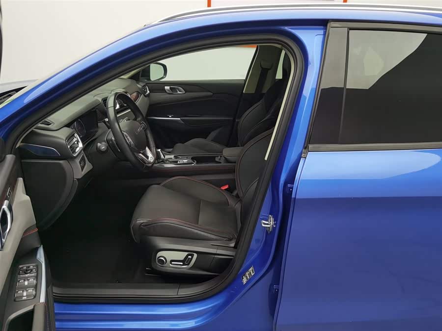 Lynk & Co 02 2019 car image #11