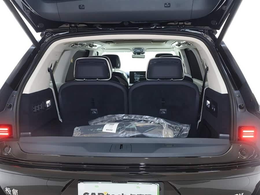 极氪 极氪9X 2026 汽车图片 #11