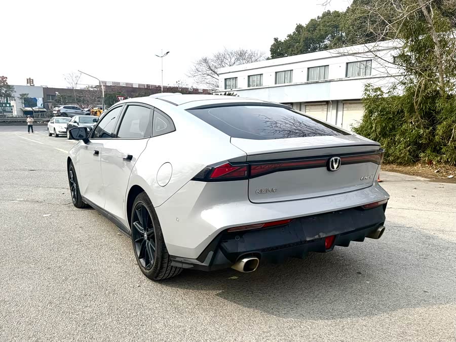 Changan UNI-V 2021 изображение автомобиля #11