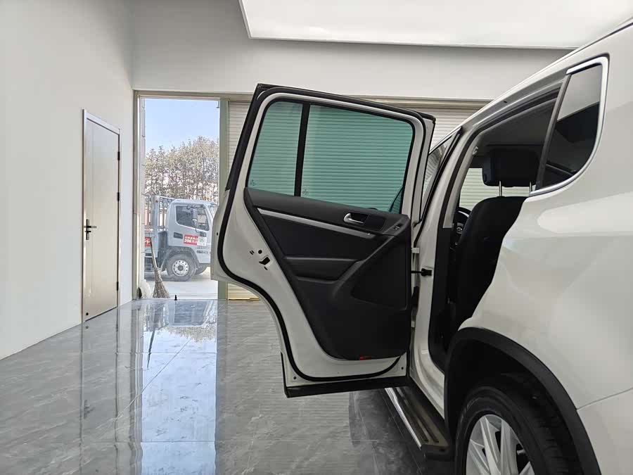 大众 Tiguan 2012 汽车图片 #11