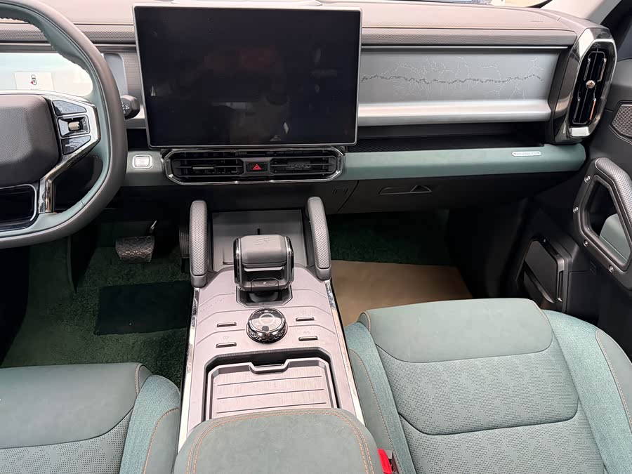 Jetour Traveller 2023 car image #11