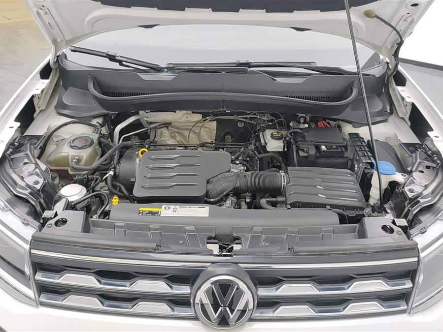 Volkswagen T-Cross 2020 #11 Volkswagen T-Cross 2020 car image #11