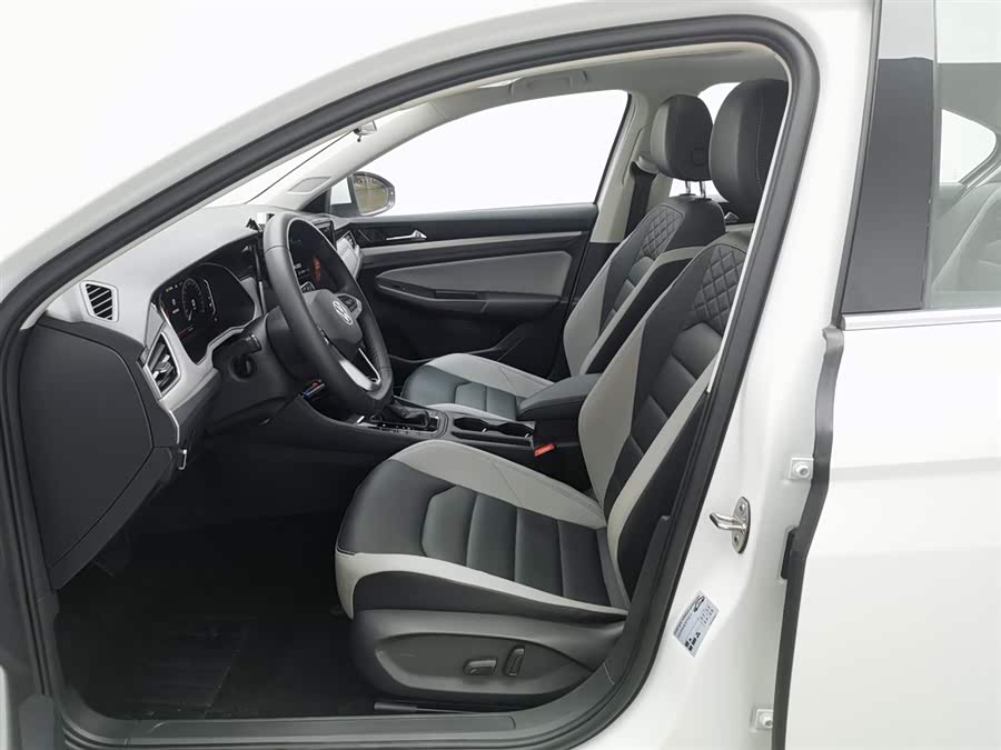 Volkswagen Bora 2023 car image #11