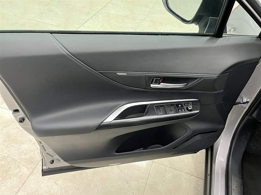 丰田 威飒 2023 汽车图片 #11