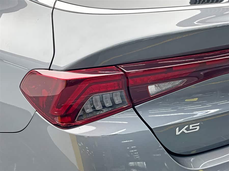 起亚 起亚K5 2023 汽车图片 #11